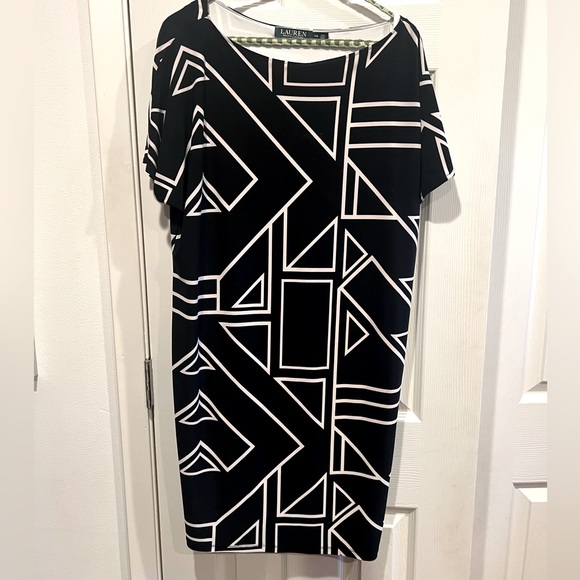 Ralph Lauren petite black and white geometric dress - Picture 1 of 7